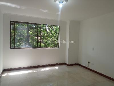 Apartamento de 3 alcobas en arriendo en Los Balsos, Medellín, 132 m² · foto 8 de 18