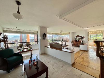Apartamento de 3 alcobas en venta en El Poblado, Medellín, 175 m² · foto 3 de 19