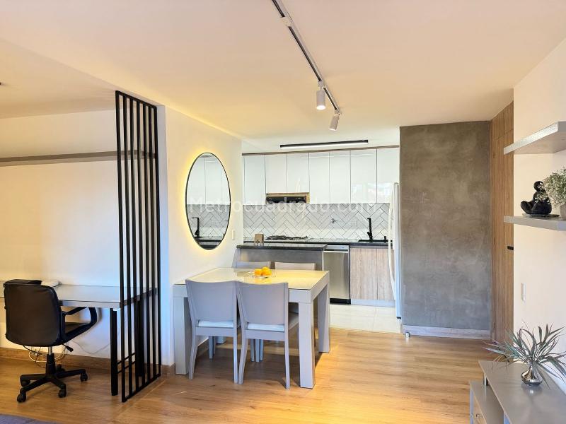 2BR Apartment with Balcony and Covered Parking in El Poblado - 6