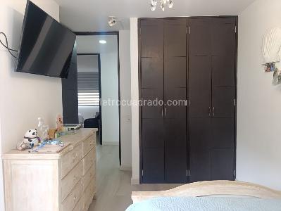 Apartamento de 3 alcobas en venta en El Poblado, Medellín, 127 m² · foto 15 de 19