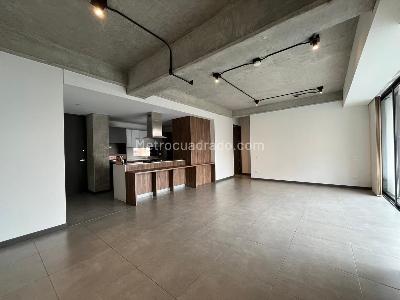 Apartamento de 2 alcobas en venta en El Poblado, Medellín, 125 m² · foto 2 de 15