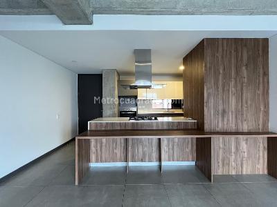Apartamento de 2 alcobas en venta en El Poblado, Medellín, 125 m² · foto 5 de 15