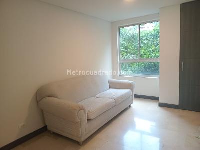 Apartamento de 3 alcobas en venta en El Poblado, Medellín, 146 m² · foto 8 de 18