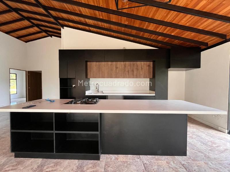 3BR House for Rent in Vereda Pantanillo (Gated Community) - 5