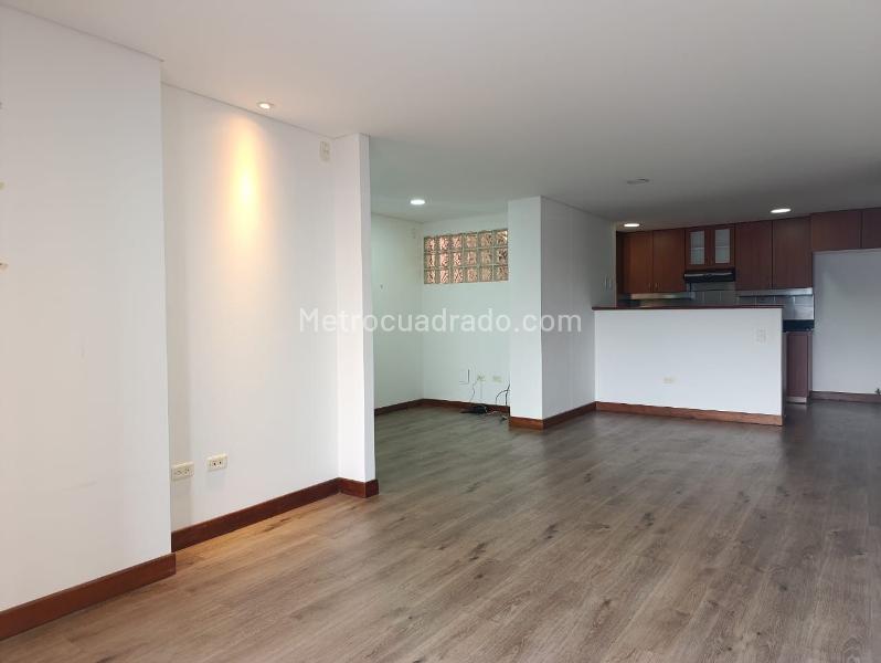2BR Apartment with Study in El Poblado - 3