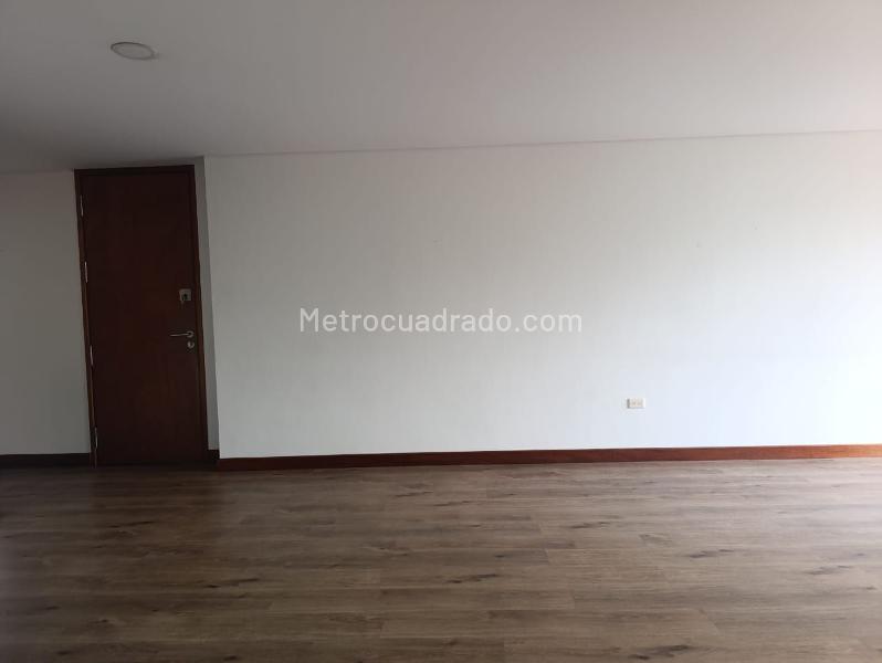 2BR Apartment with Study in El Poblado - 4