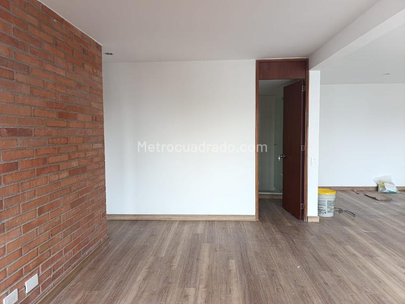 2BR Apartment in EL POBLADO (81 m²) - 2