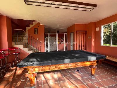 Casa de 3 alcobas en venta en El Poblado, Medellín, 455 m² · foto 16 de 20