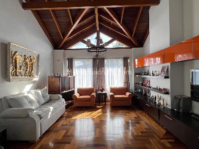 Casa de 3 alcobas en venta en El Poblado, Medellín, 455 m² · foto 6 de 20