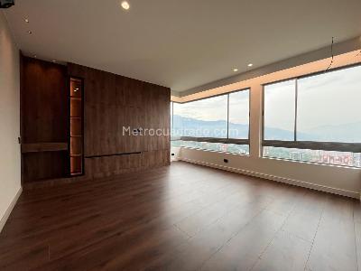 Apartamento de 3 alcobas en venta en El Poblado, Medellín, 209 m² · foto 10 de 20