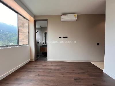 Apartamento de 3 alcobas en venta en El Poblado, Medellín, 209 m² · foto 17 de 20