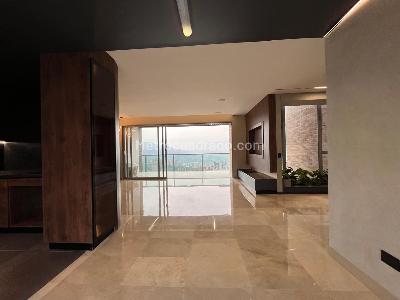Apartamento de 3 alcobas en venta en El Poblado, Medellín, 209 m² · foto 6 de 20