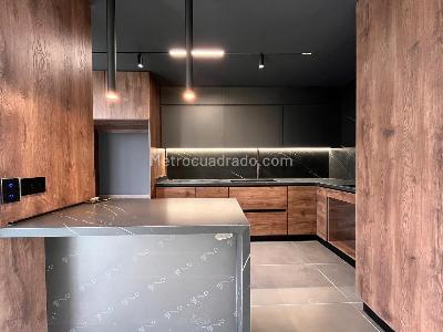 Apartamento de 3 alcobas en venta en El Poblado, Medellín, 209 m² · foto 7 de 20