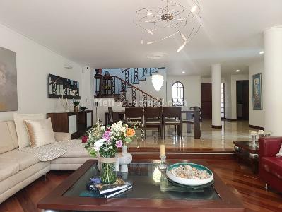 House for rent in EL POBLADO, Medellín