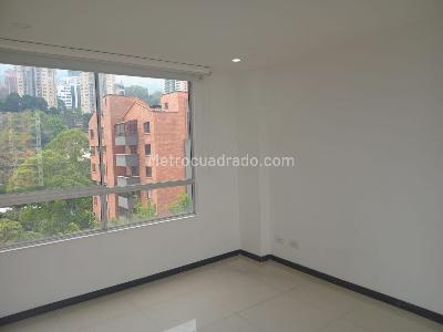 Apartamento de 3 alcobas en venta en El Poblado, Medellín, 117 m² · foto 12 de 20