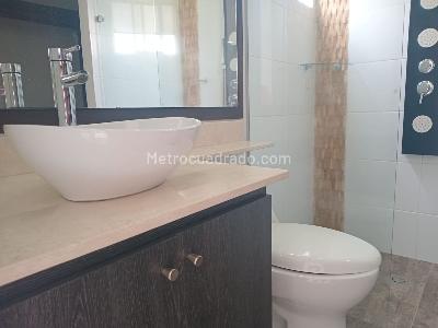 Apartamento de 3 alcobas en venta en El Poblado, Medellín, 117 m² · foto 18 de 20