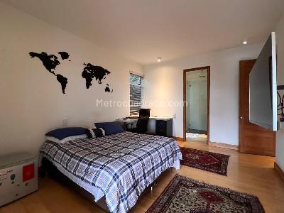 Casa de 3 alcobas en venta en El Poblado, Medellín, 460 m² · foto 10 de 20