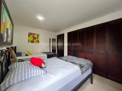 Apartamento de 3 alcobas en venta en El Poblado, Medellín, 215 m² · foto 11 de 20