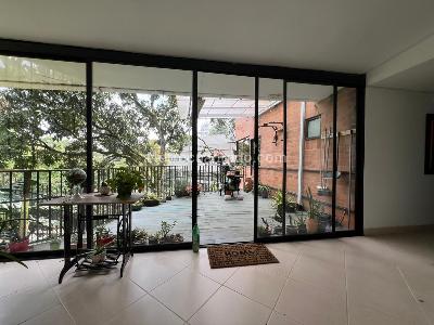 Apartamento de 3 alcobas en venta en El Poblado, Medellín, 215 m² · foto 16 de 20