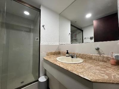 Apartamento de 3 alcobas en venta en El Poblado, Medellín, 215 m² · foto 17 de 20