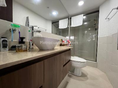 Apartamento de 3 alcobas en venta en El Poblado, Medellín, 215 m² · foto 18 de 20
