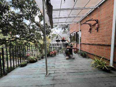 Apartamento de 3 alcobas en venta en El Poblado, Medellín, 215 m² · foto 20 de 20