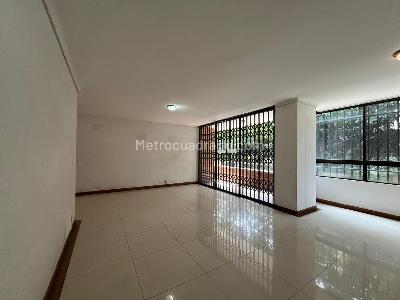 Apartamento de 3 alcobas en venta en Alejandría, Medellín, 170 m² · foto 1 de 18