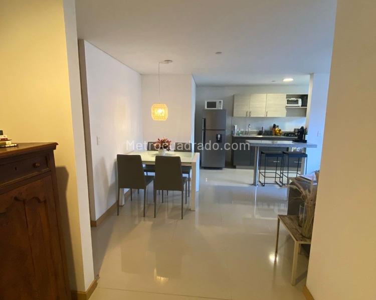 Modern 2BR Apartment with Pool in Envigado - 6