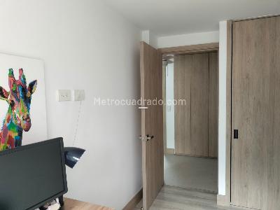 Apartamento de 3 alcobas en venta en Las Lomas, Medellín, 203 m² · foto 14 de 19