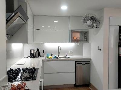 Apartamento de 3 alcobas en venta en Las Lomas, Medellín, 203 m² · foto 7 de 19