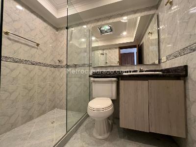 Casa en arriendo en El Poblado, Medellín · foto 18 de 20