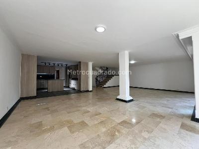 Casa en arriendo en El Poblado, Medellín · foto 5 de 20
