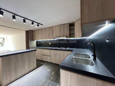 Casa en arriendo en El Poblado, Medellín · foto 7 de 20