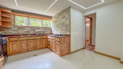 Casa de 3 alcobas en venta en Rionegro, Rionegro, 500 m² · foto 4 de 12