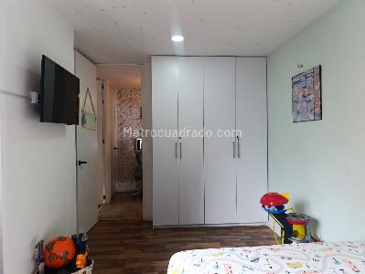 Apartamento de 3 alcobas en venta en El Poblado, Medellín, 120 m² · foto 12 de 18