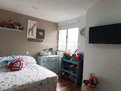 Apartamento de 3 alcobas en venta en El Poblado, Medellín, 120 m² · foto 13 de 18