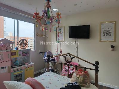 Apartamento de 3 alcobas en venta en El Poblado, Medellín, 120 m² · foto 16 de 18