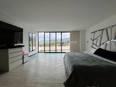 Casa de 3 alcobas en venta en Envigado, Envigado, 370 m² · foto 15 de 20