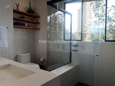 Apartamento de 3 alcobas en venta en San Lucas, Medellín, 223 m² · foto 17 de 19