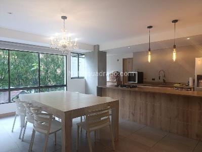 Apartamento de 3 alcobas en venta en El Poblado, Medellín, 212 m² · foto 3 de 19
