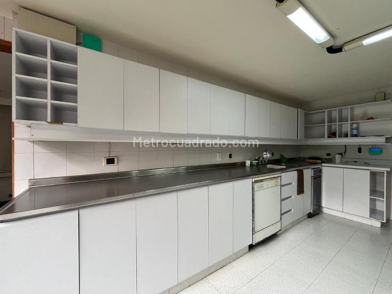 Spacious 3BR House in Exclusive Area of El Poblado - 7