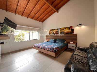 Casa de 4 alcobas en venta en Envigado, Envigado, 240 m² · foto 15 de 19
