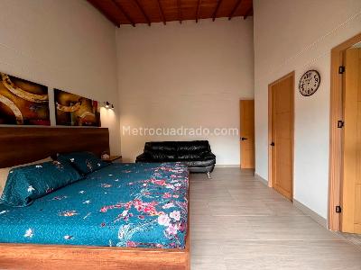 Casa de 4 alcobas en venta en Envigado, Envigado, 240 m² · foto 16 de 19