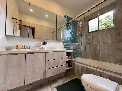 Casa de 4 alcobas en venta en Envigado, Envigado, 240 m² · foto 17 de 19