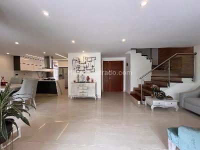 Casa de 4 alcobas en venta en Envigado, Envigado, 240 m² · foto 5 de 19