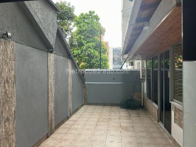 Apartamento de 3 alcobas en venta en El Poblado, Medellín, 300 m² · foto 18 de 18