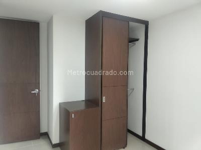 Apartamento de 3 alcobas en arriendo en Villa Carlota, Medellín, 73 m² · foto 12 de 14