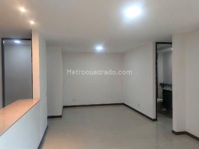 Apartamento de 3 alcobas en arriendo en Villa Carlota, Medellín, 73 m² · foto 2 de 14