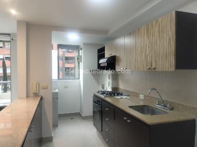 Apartamento de 3 alcobas en arriendo en Villa Carlota, Medellín, 73 m² · foto 3 de 14