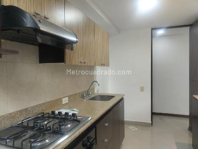 Apartamento de 3 alcobas en arriendo en Villa Carlota, Medellín, 73 m² · foto 5 de 14
